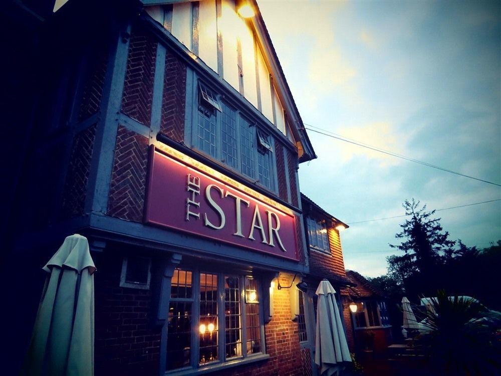The Star Inn Lingfield Exterior foto